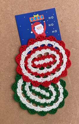 Oval Christmas coaster II by HueLaVive