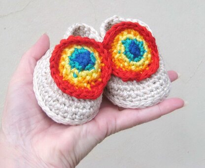 Baby slippers rainbow