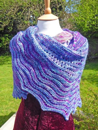 Crescent Steps Shawl KAL