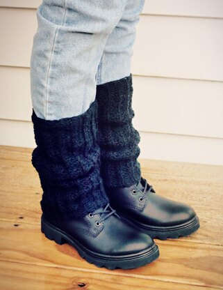 Jet Set Cowl and Leg Warmers