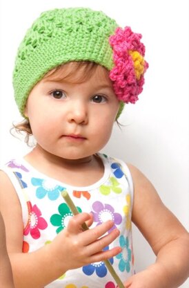 Floral Hat in Red Heart Kids - CTMay11-58