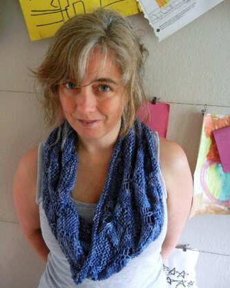 Hydrangea Cowl