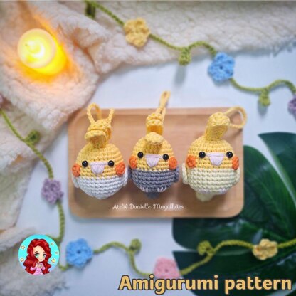 Cute Cockatiel amigurumi pattern