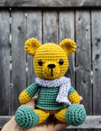 Timothy the little bear