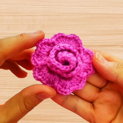 Crochet 3D Flower Hair Clip Pattern – PDF + Video Tutorial (English)