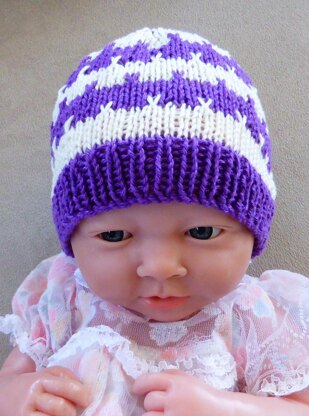 Bonny - 4ply baby beanie