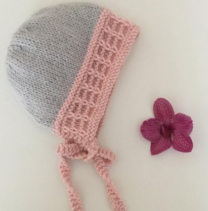 Little Loops baby bonnet