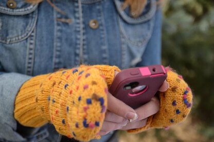 Paintbox Mittens: Thrummed Convertible Mittens