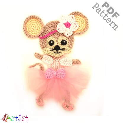 Mouse girl crochet applique pattern