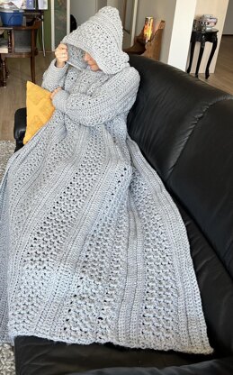 SNUGGLY SOFA SWEATER-Pattern-English USA & Dutch