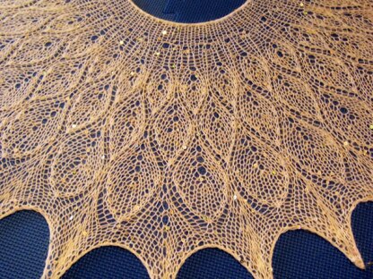 Leaves in Winter shawl