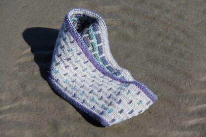 Igloo DK Cowl and Headband/Hat 4128