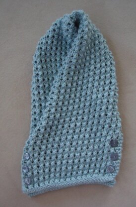 Nina - lace stitch buttoned neck scarf