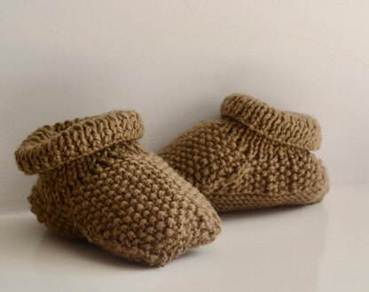 Moss Stitch Baby Boots