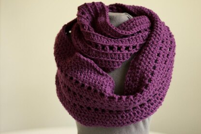 Riding the Rails Ribbed Infinity Scarf