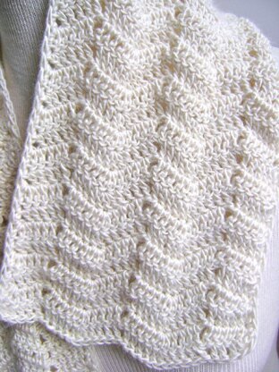 Three Wave Lace Scarf