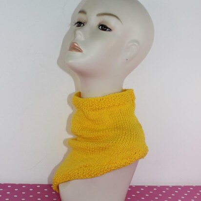 Easy V Neck Cowl