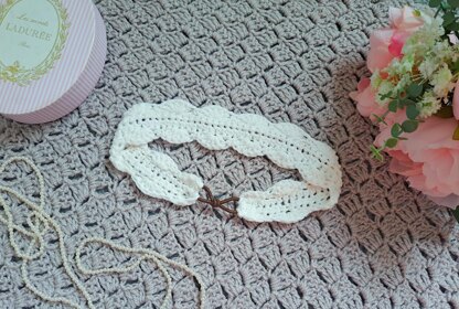 Crochet Romantic Headband Pattern