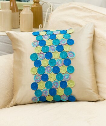 Circling Accent Pillow in Aunt Lydia's Classic Crochet Thread Size 10 Solids - LC2392