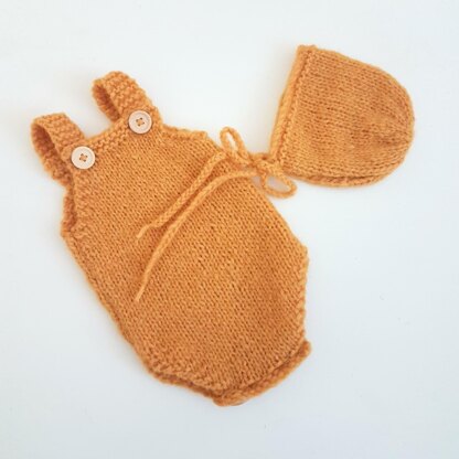 Easy Baby Playsuit & Bonnet set (Aran)