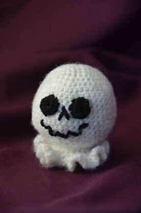 Halloween Ghost Crochet Pattern, Ghost Amigurumi, Halloween Amigurumi