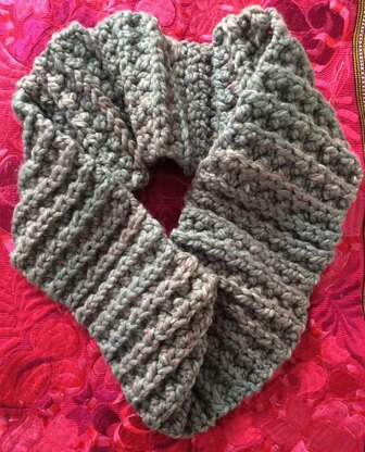 Crunch Stitch Infinity Scarf