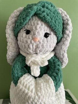 Cosy Winter Bunny 'Snowbelle'