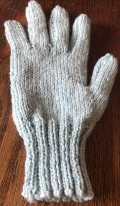 Simple Gloves on Two Needles