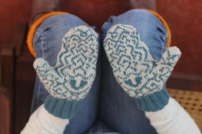 Ewe Knit Mittens