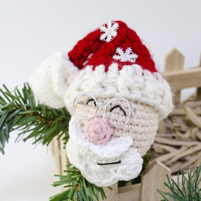 Crochet Santa Claus Ornament