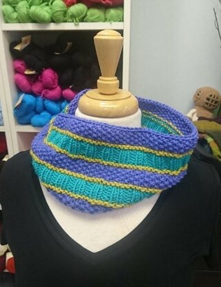 Peak to Creek Cowl