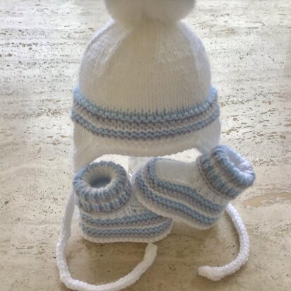 Unisex Hat And Booties Stripe