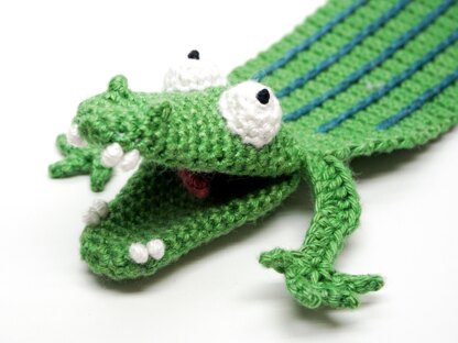 Crocodile Bookmark Crochet Pattern