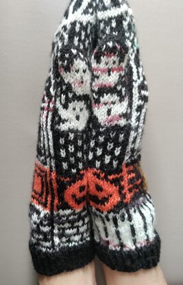 Haunted Mittens