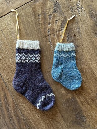 Christmas Stockings (knitted round or flat)