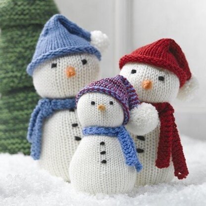 Snow Family - Toy Knitting Pattern for Christmas in Valley Superwash DK, Valley Superwash & Northampton by Valley Yarns