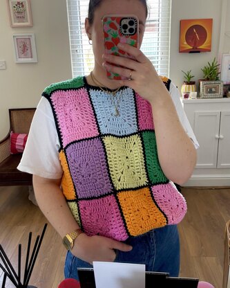 Solid granny squares dress/vest pattern