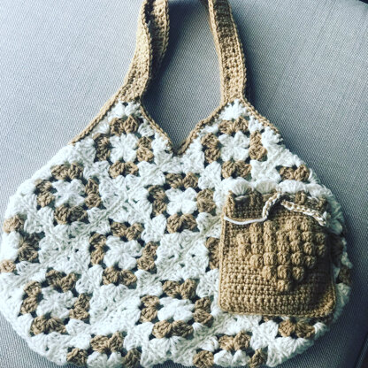 Crochet granny square bag