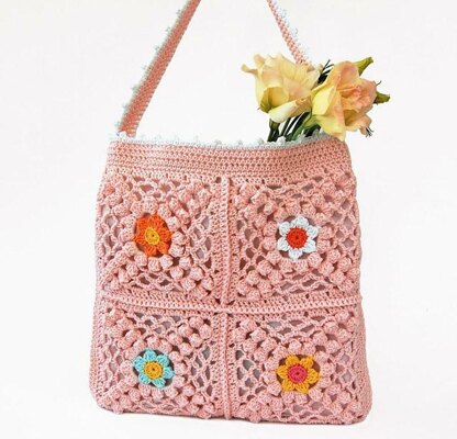 Boho-chic Bag Crochet pattern by Dragana Savkov Bajic | LoveCrafts