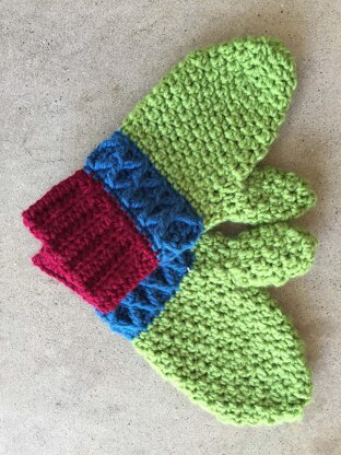 Diamond Trio Mittens