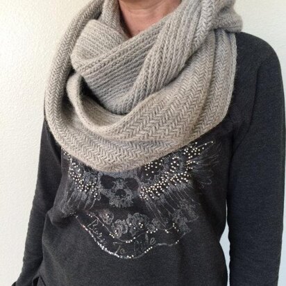 Alsace Cowl