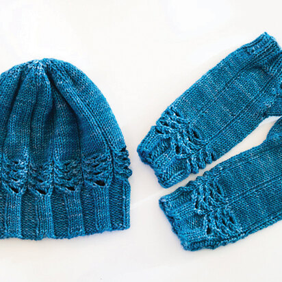 Fox River Hat & Mitts in SweetGeorgia Superwash DK - Downloadable PDF