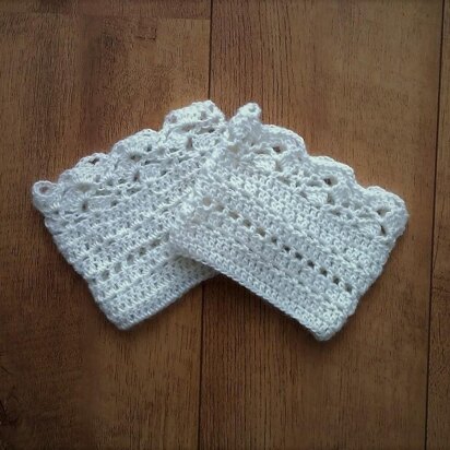 Lacy Boot Cuffs