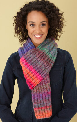 Rainbow Ridge Scarf in Lion Brand Amazing - L0422B