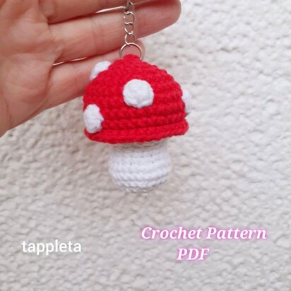 Mushroom keychain crochet pattern