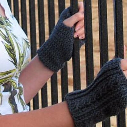 Lisle Fingerless Gloves