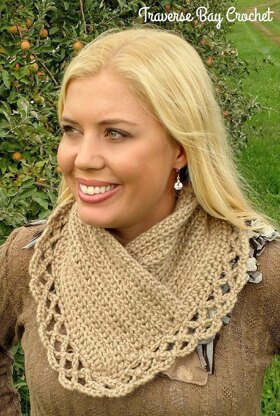 Lacey Charma Neckwarmer