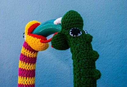 Crochet Snake Yarnbomb