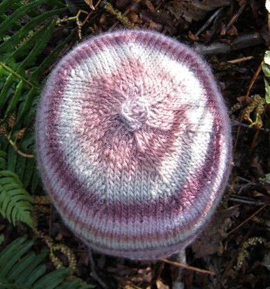 Super Simple Stockinette Stitch Cap