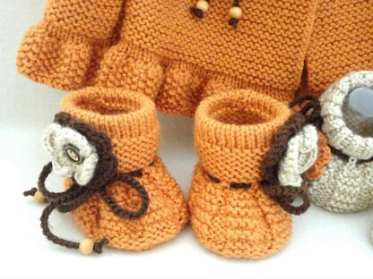 Pattern Knitting Baby Set Baby Cap and Baby Shoes